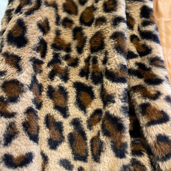 Leopard Long line coat! - Picture 3 of 4